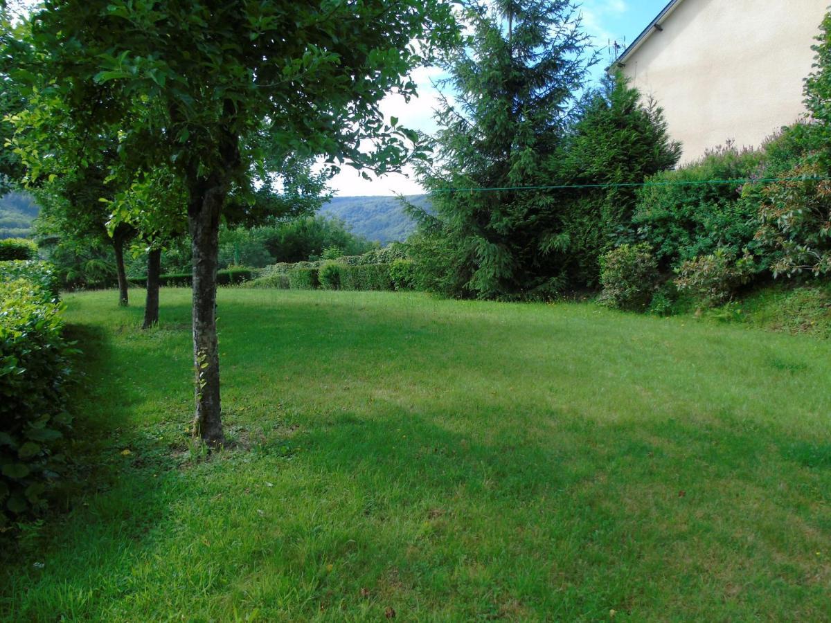 Maison L'Hirondelle Rustique A Tournavaux Exterior photo